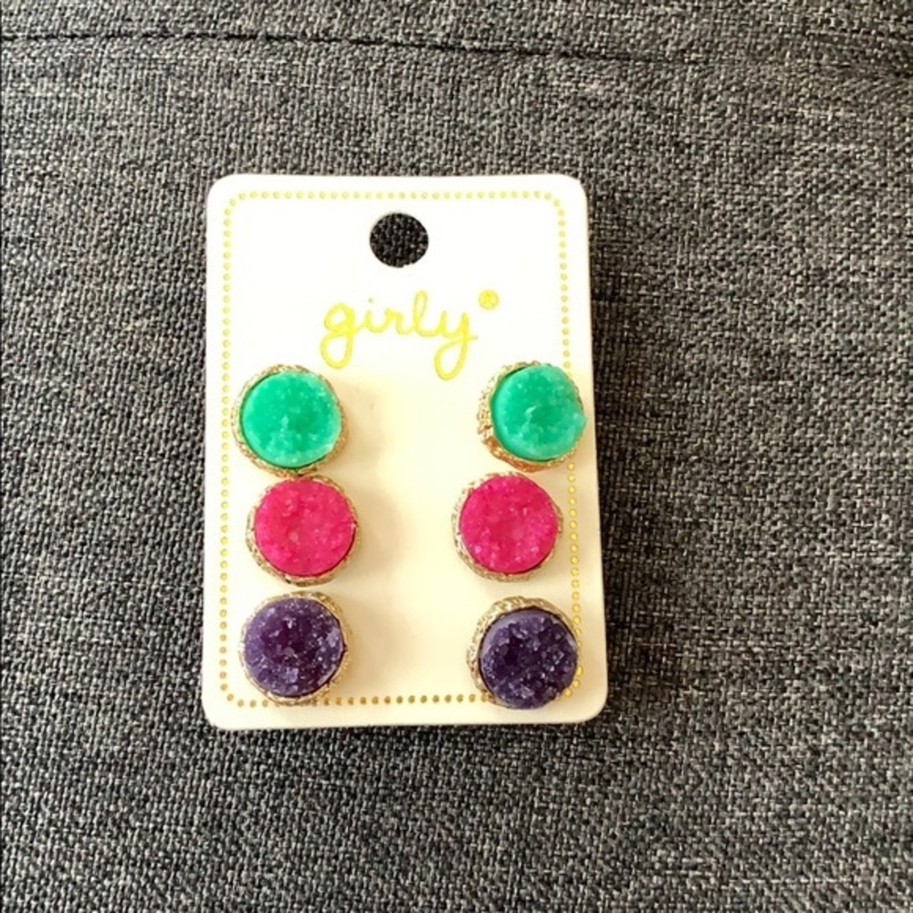 NWT earrings color geode‎ design purple pink green